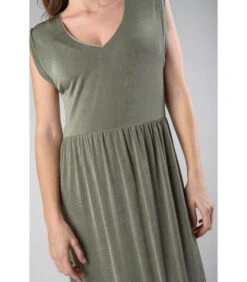 LE TEMPS DES CERISES Lange Jurk Recht NATA -VivaMode Winkel 1706d5e843d24180ac2135a2973eea7f