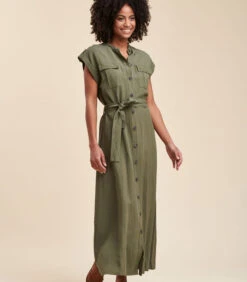 Lange Jurk Met Knopen -VivaMode Winkel 38b87f4231b346dab59a1920e9a92c46