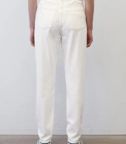 Jeans Model MAJA Tapered Fit -VivaMode Winkel 38cf7b753d34465b8b4cc4aec6328cc7