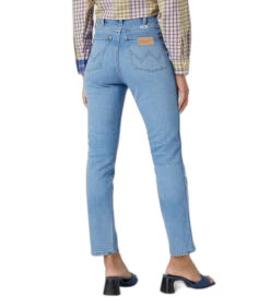 Wrangler Jeans Vrouw Walker 9 Wrangler Jeans Vrouw Walker -VivaMode Winkel 3e5e52f7167246338cff6c88bf698570