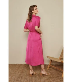 Lange Jurk In Fuchsia Satijn -VivaMode Winkel 4e7f150d0b9946ddb4239ffce69054d9