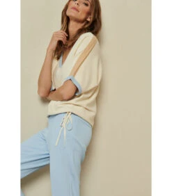 Ecru Trui Met Color Blocking Patroon