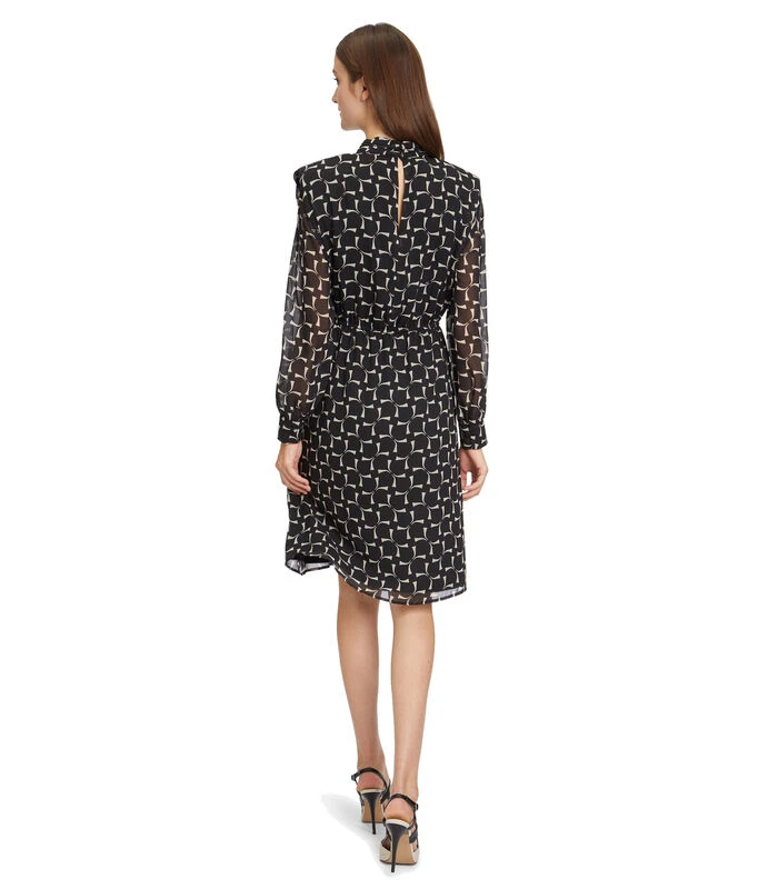 Midi-jurk Met Hoge Kraag 4 Midi-jurk Met Hoge Kraag - Afbeelding 2