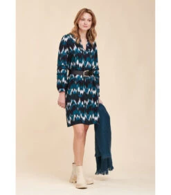 Kort Gedrukte Rechte Gesneden Jurk