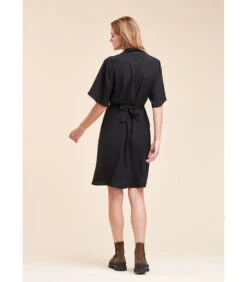 Korte Kruisjurk -VivaMode Winkel 514469d1d77543458c2818ab556824a4