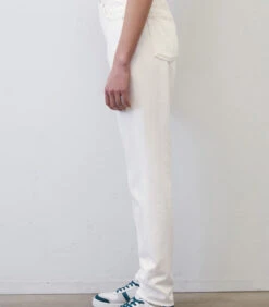 Jeans Model MAJA Tapered Fit -VivaMode Winkel 54c2250705404ea890a374e04395920e