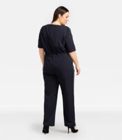 Unieke Jumpsuit Met Een Zilveren Streep MIRKA -VivaMode Winkel 5cbd7194f80844a09060a894970423dd