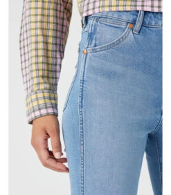 Wrangler Jeans Vrouw Walker 11 Wrangler Jeans Vrouw Walker -VivaMode Winkel 6a168394963e4c3a804371cd1ad7c027