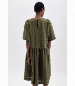 Seidensticker Jurk Gat Borduurwerk Korte Mouwen Ronde Hals -VivaMode Winkel 6a94ef0571114fe1bc1b74f7c3bef1e2