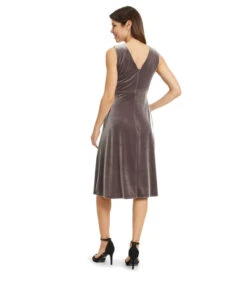 Vera Mont Cocktailjurk Zonder Mouw -VivaMode Winkel 6b7587316ced4bd38a6795a6b2b01df0