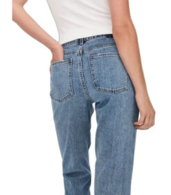 ONLY Damesjeans Onlemily Mae06 -VivaMode Winkel 6ffa5fba00ea465aa895d18c4cf46d9a