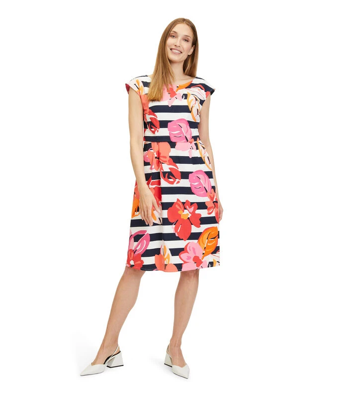 Betty Barclay Kokerjurk Met Steekzakken 3 Betty Barclay Kokerjurk Met Steekzakken