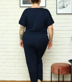 IBIZA Gebreide Jumpsuit Met Envelop -VivaMode Winkel 71bb604305d3486fba75b686a54320a4