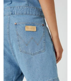 Wrangler Vrouwelijke Jumpsuit 11 Wrangler Vrouwelijke Jumpsuit -VivaMode Winkel 7d2d3d43fd3e4b7ca74f3bd315ad3044