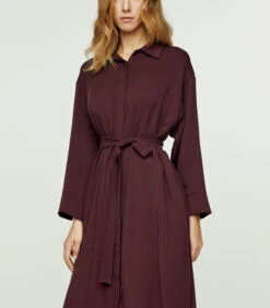 Bourgondische Midi-jurk Met Zijsplitten 11 Bourgondische Midi-jurk Met Zijsplitten -VivaMode Winkel 80f10ce663224e88a4e37ac6da46cf86