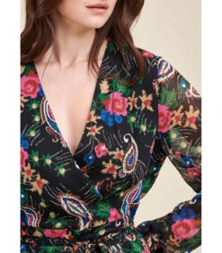 Lange Jurk Met Bloemenprint -VivaMode Winkel 9cdb0bc0cc6e440dba3227f606208146