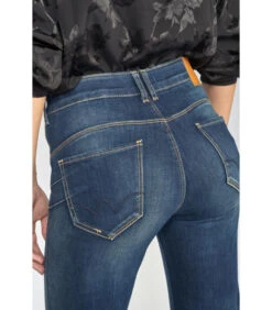 LE TEMPS DES CERISES Jeans Push-up Regular Hoge Taille PULP, 7/8 11 LE TEMPS DES CERISES Jeans Push-up Regular Hoge Taille PULP, 7/8 -VivaMode Winkel b54c32b936a549388cea18c8b342c739