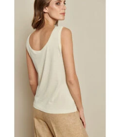 Basis Top In Ecru -VivaMode Winkel c62e9aac21704cb2b9f7c30553cb9494