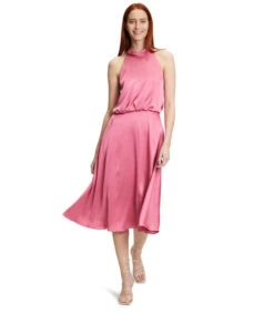 Vera Mont Cocktailjurk Met Opstaande Kraag -VivaMode Winkel da0478ef8d77441c818e9a1817a47ba6