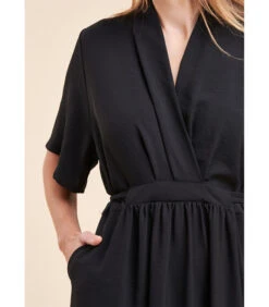 Korte Kruisjurk -VivaMode Winkel dcb2e36d8c454b7780b500047fd170e6