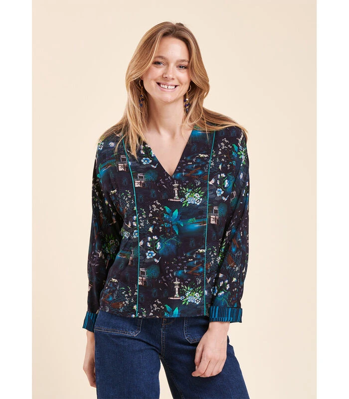 Voldoende Top Met Figuratieve Viscose Eco -verantwoordelijk Voor Ecovero ™ 3 Voldoende Top Met Figuratieve Viscose Eco -verantwoordelijk Voor Ecovero ™