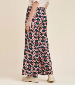 Bedrukte Broek Met Wijde Pijpen -VivaMode Winkel ddef56eb2e5046e988d375bcc11b990d